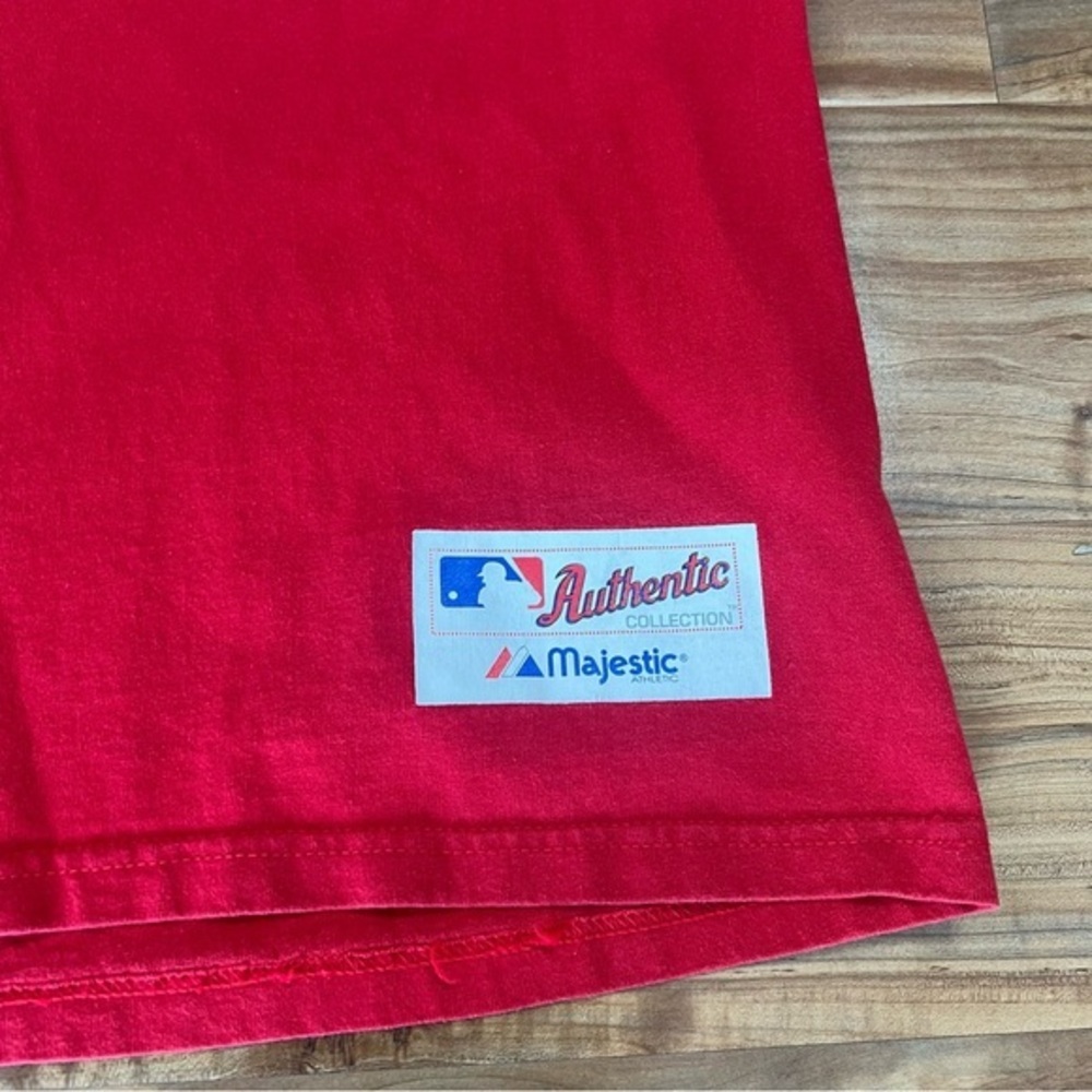 MLB Cincinnati Reds Tshirt By Majestic Size Large Red Authentic Collection - Picture 3 of 6